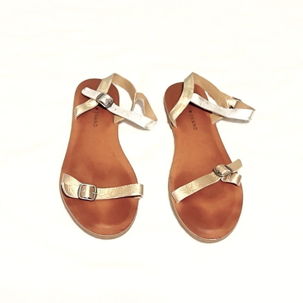 Lucky Brand Flat Leather Sandals Metallic Gold Silver Ankle Strap Size 8